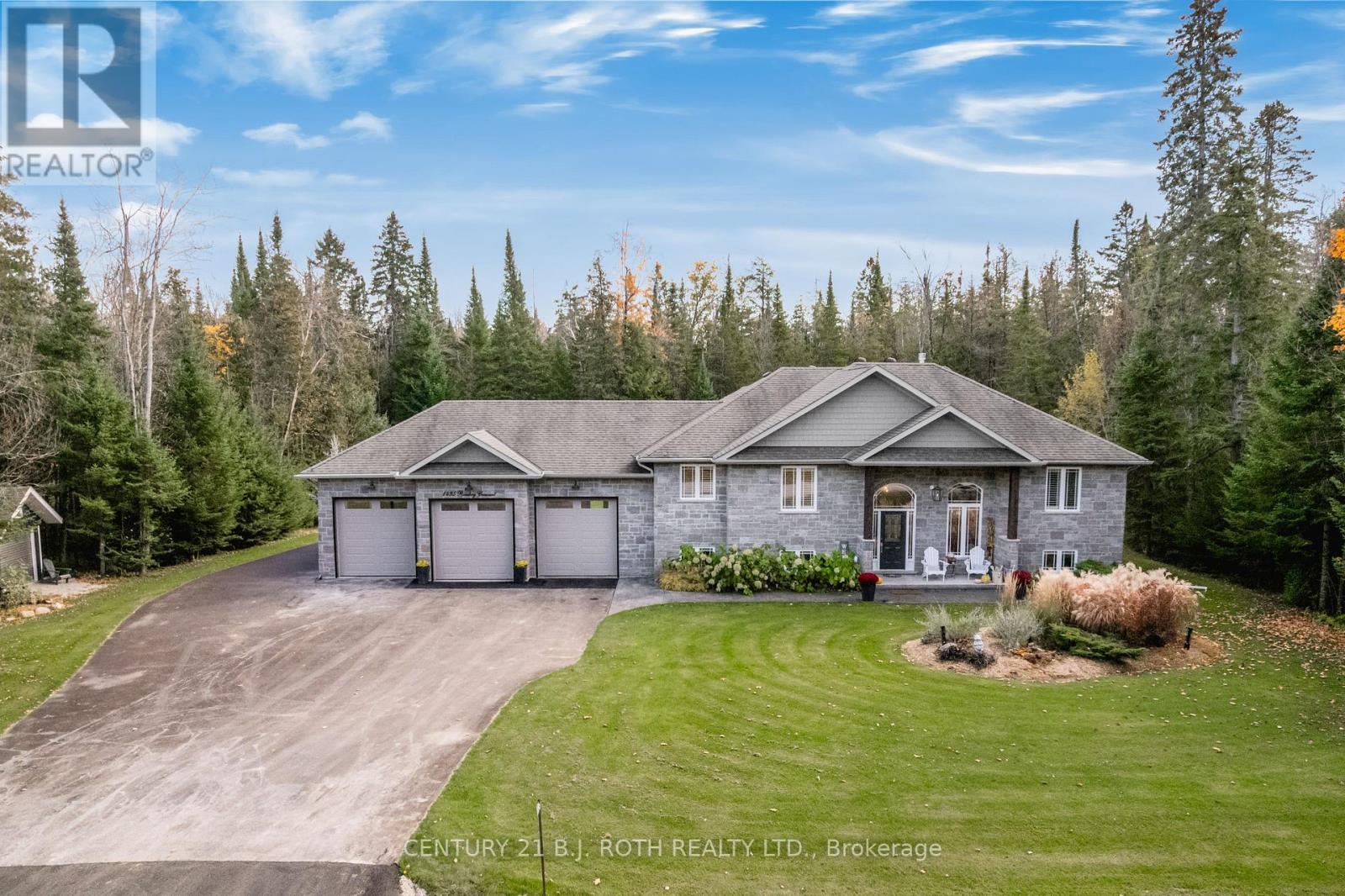 1435 Rimkey Crescent, Severn, Ontario  L3V 0E9 - Photo 2 - S14130104