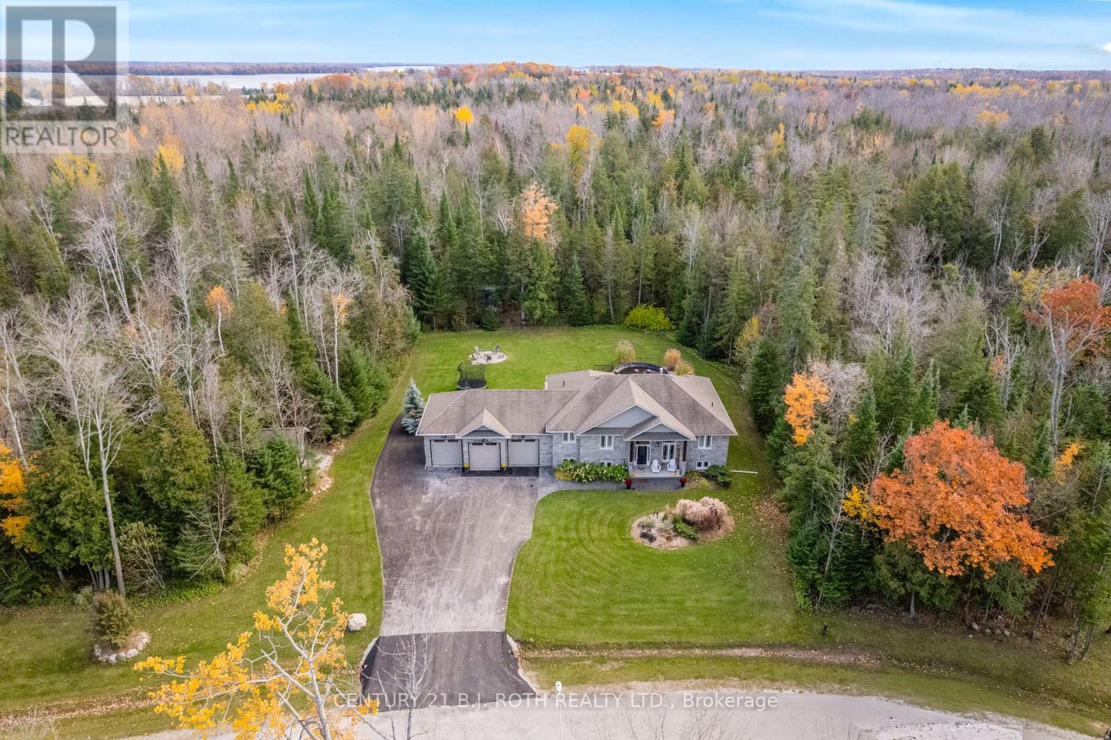 1435 Rimkey Crescent, Severn, Ontario  L3V 0E9 - Photo 3 - S14130104