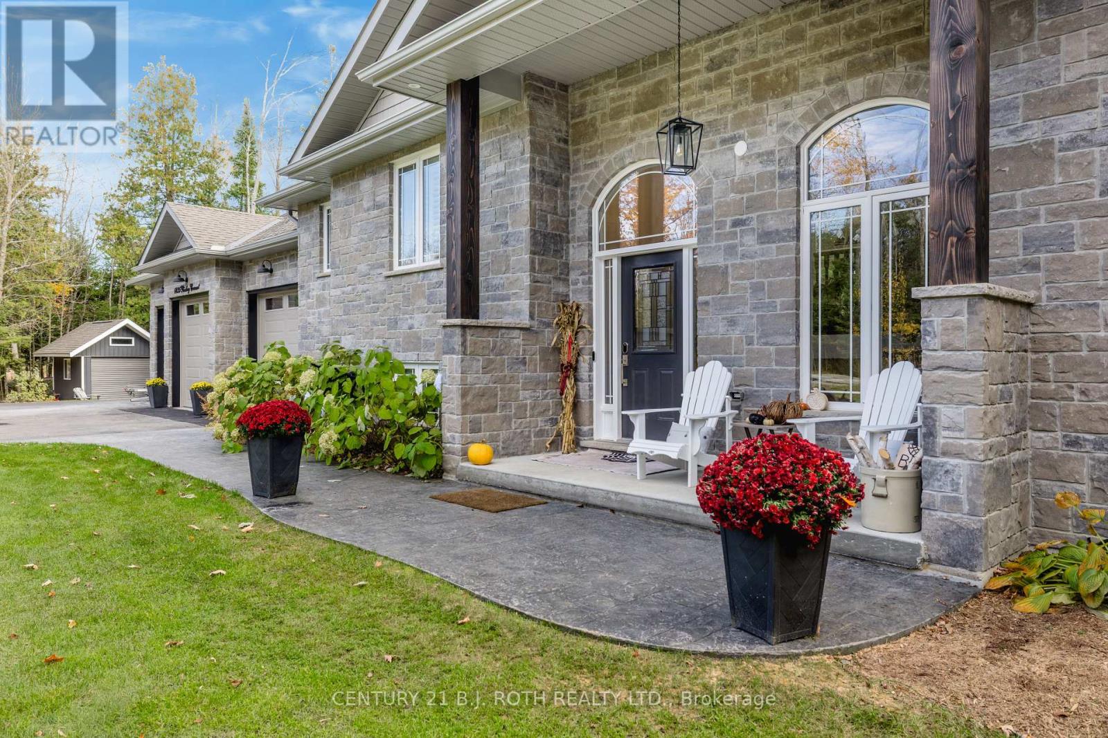 1435 Rimkey Crescent, Severn, Ontario  L3V 0E9 - Photo 4 - S14130104