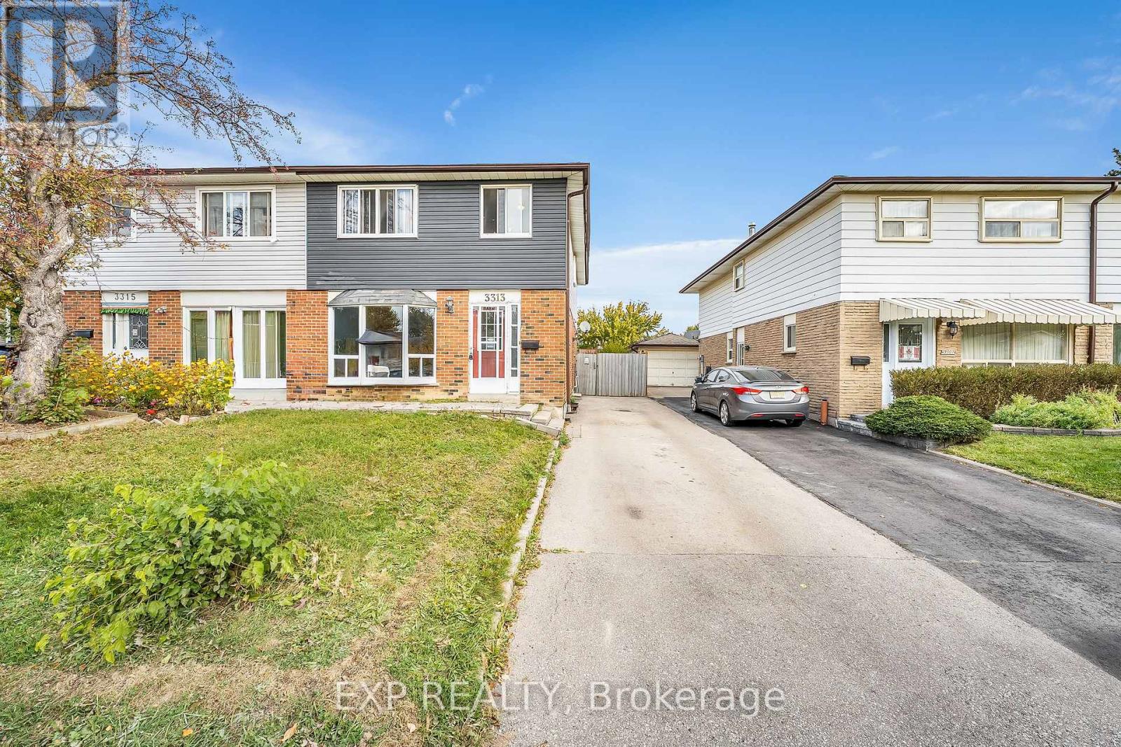 3313 Acala Crescent, Mississauga, Ontario  L5A 3E4 - Photo 1 - W14130098