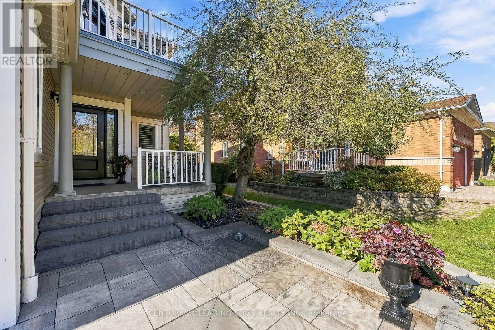 6 Forecastle Road, Whitby, Ontario  L1N 9R6 - Photo 6 - E14130058