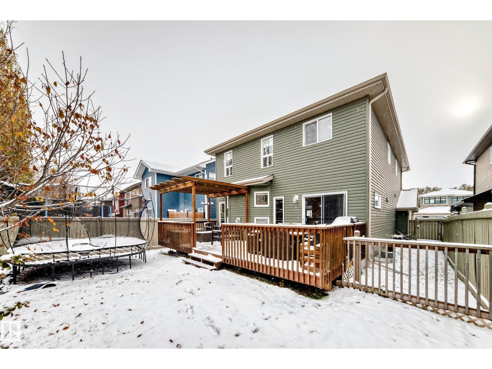 94 ELLINGTON CR