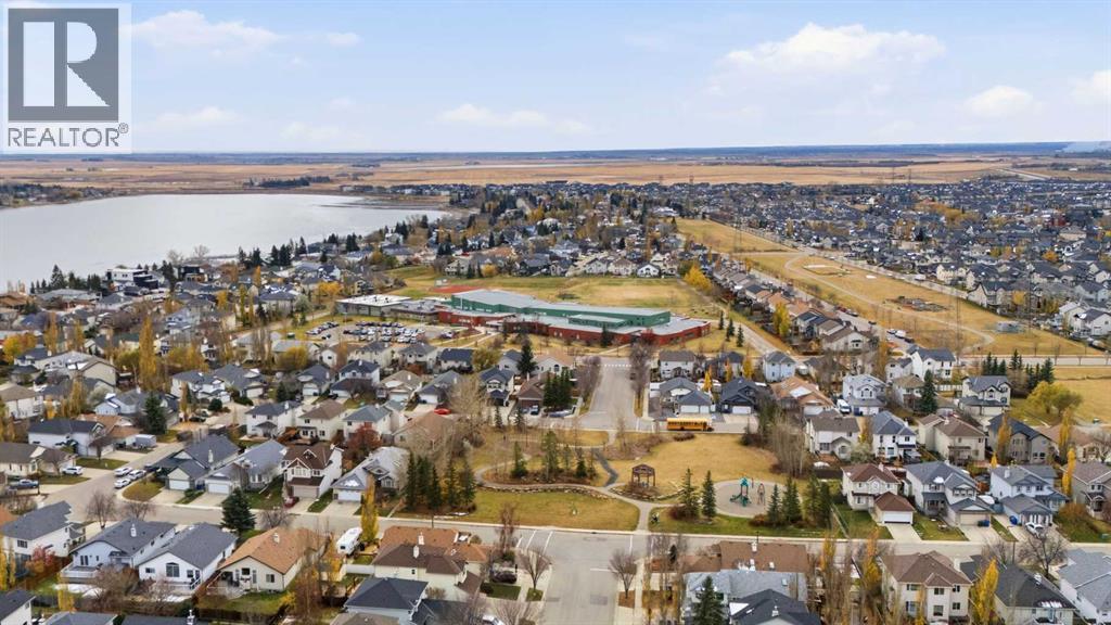 175 Lakeview Cove