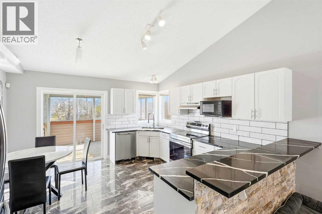 175 Lakeview Cove