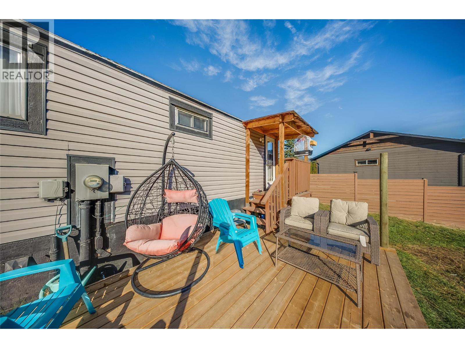 894 Waterloo Road, Castlegar, British Columbia  V1N 4K8 - Photo 27 - 10404838