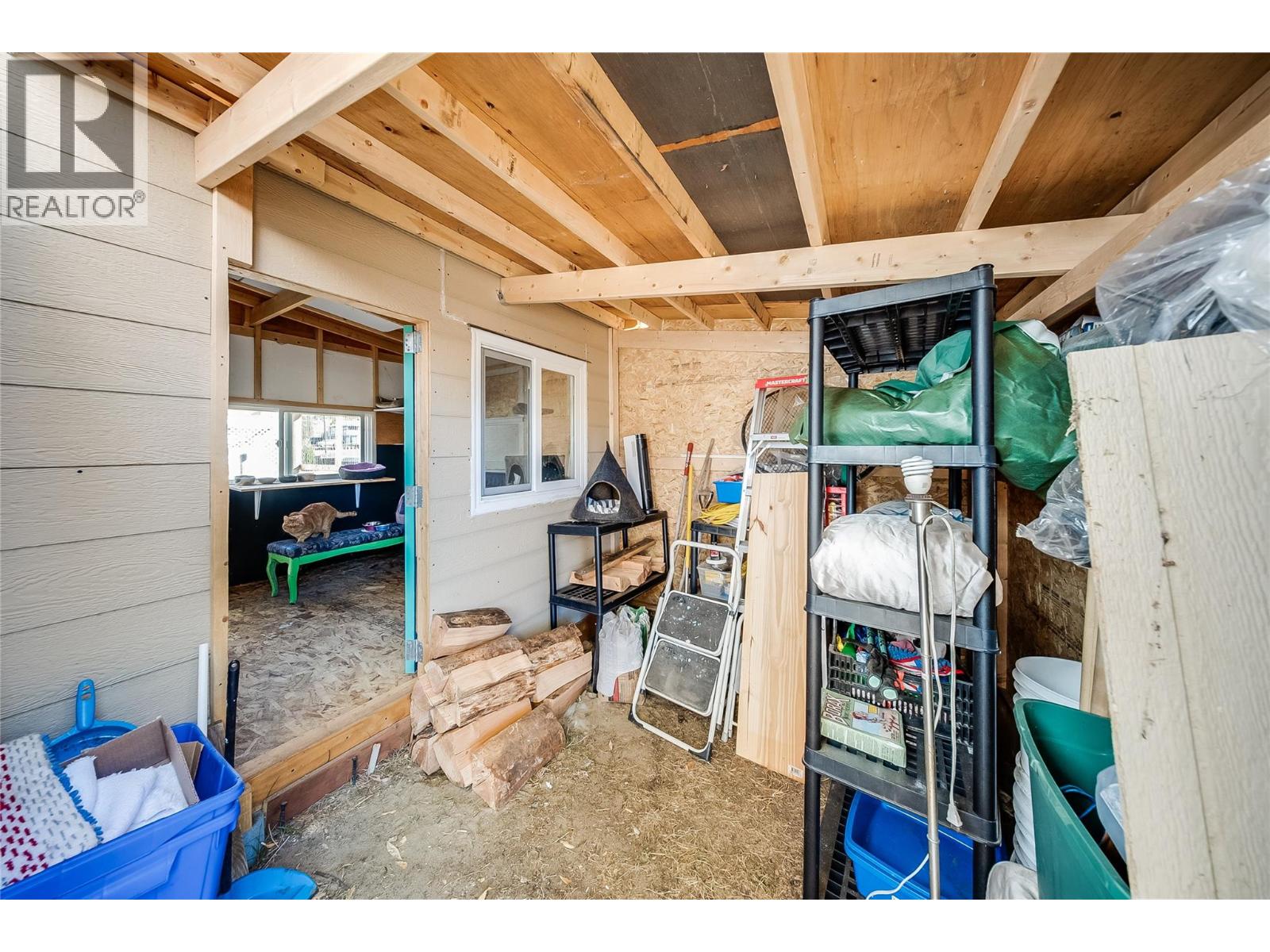 894 Waterloo Road, Castlegar, British Columbia  V1N 4K8 - Photo 35 - 10404838