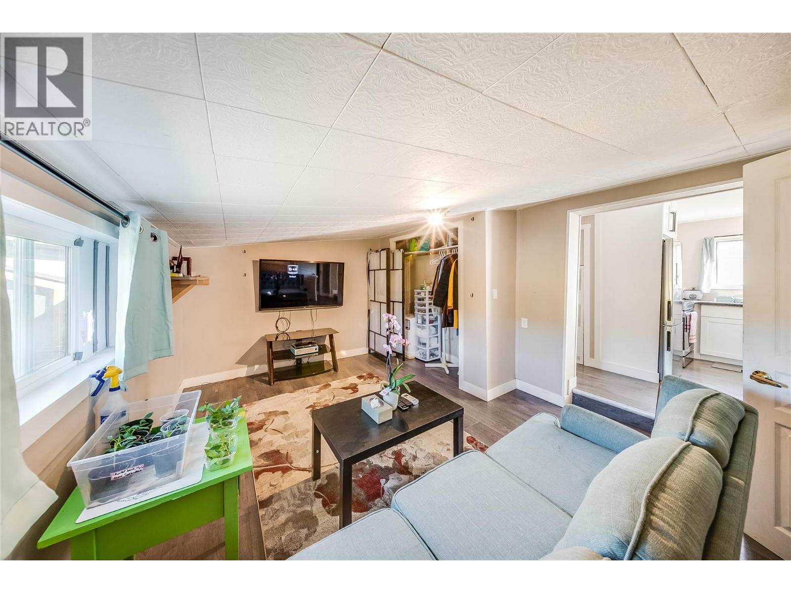 894 Waterloo Road, Castlegar, British Columbia  V1N 4K8 - Photo 55 - 10404838