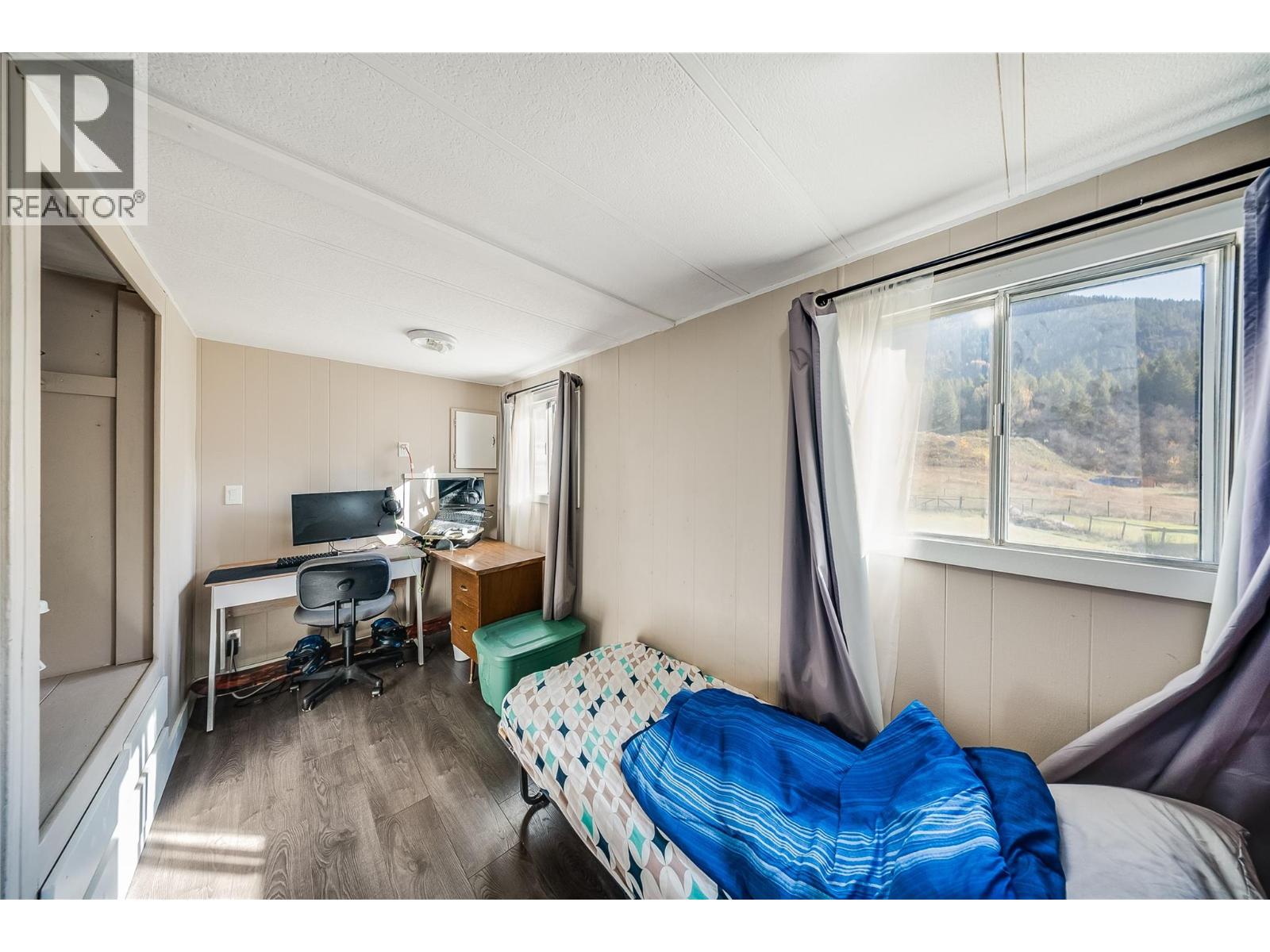894 Waterloo Road, Castlegar, British Columbia  V1N 4K8 - Photo 56 - 10404838