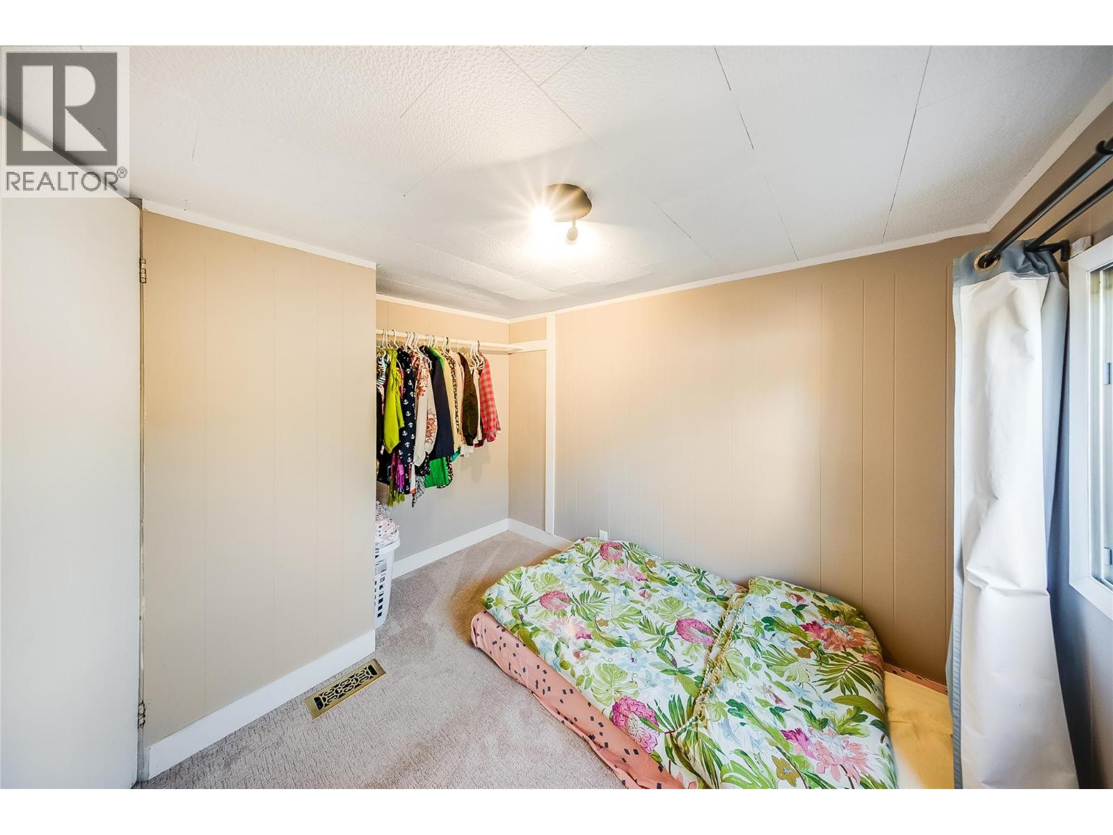 894 Waterloo Road, Castlegar, British Columbia  V1N 4K8 - Photo 62 - 10404838