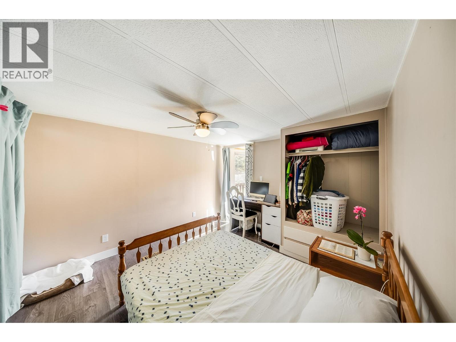 894 Waterloo Road, Castlegar, British Columbia  V1N 4K8 - Photo 64 - 10404838