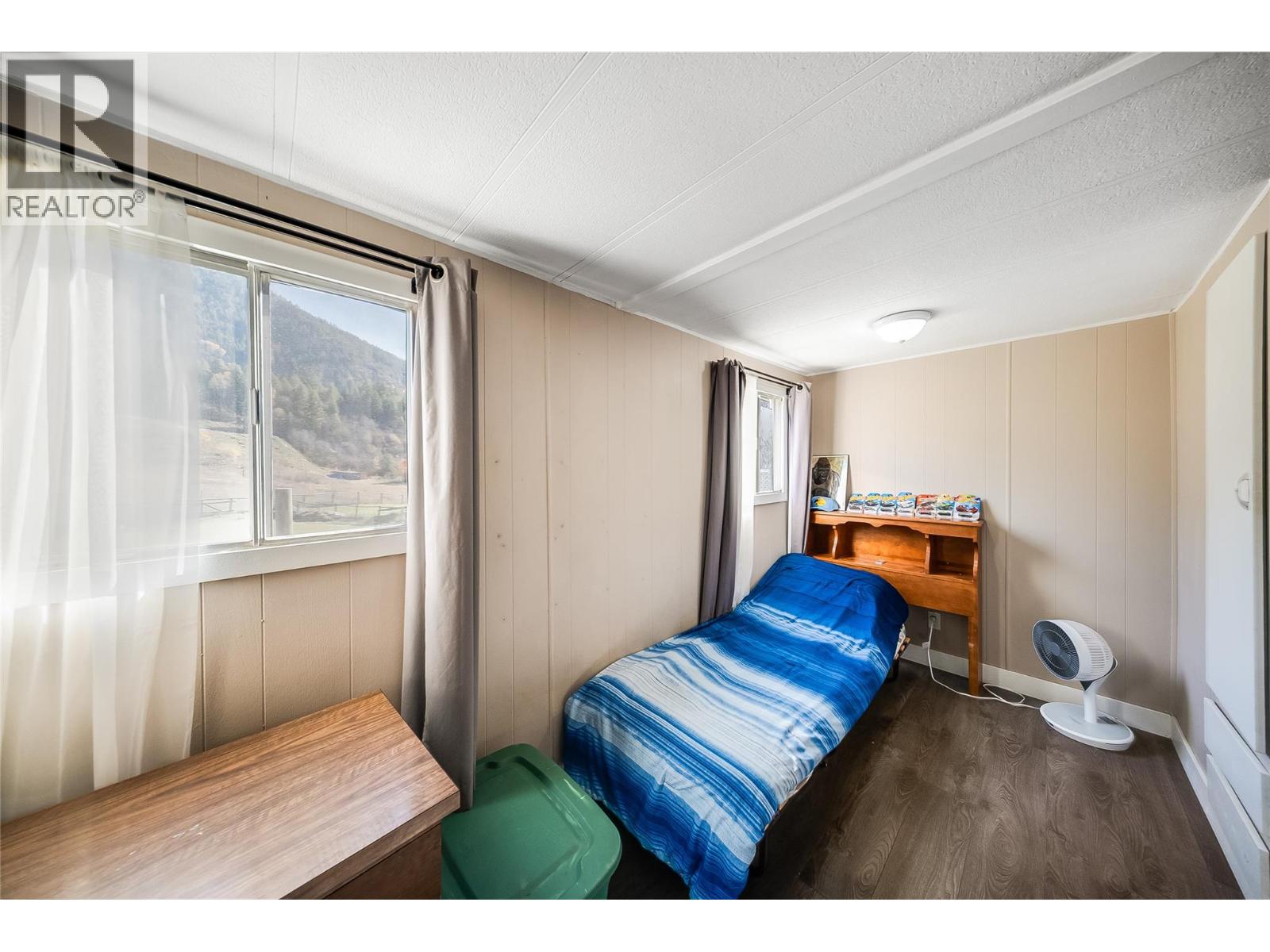 894 Waterloo Road, Castlegar, British Columbia  V1N 4K8 - Photo 69 - 10404838