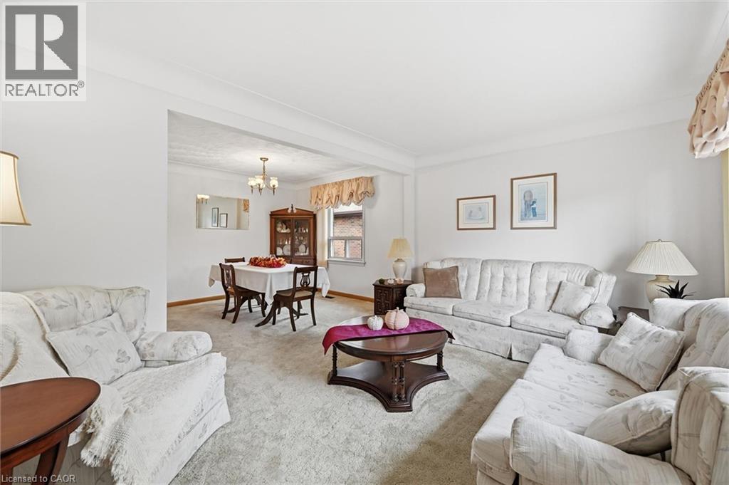 342 East 16th Street, Hamilton, Ontario L9A 4J9 - Photo 9 - 40866140