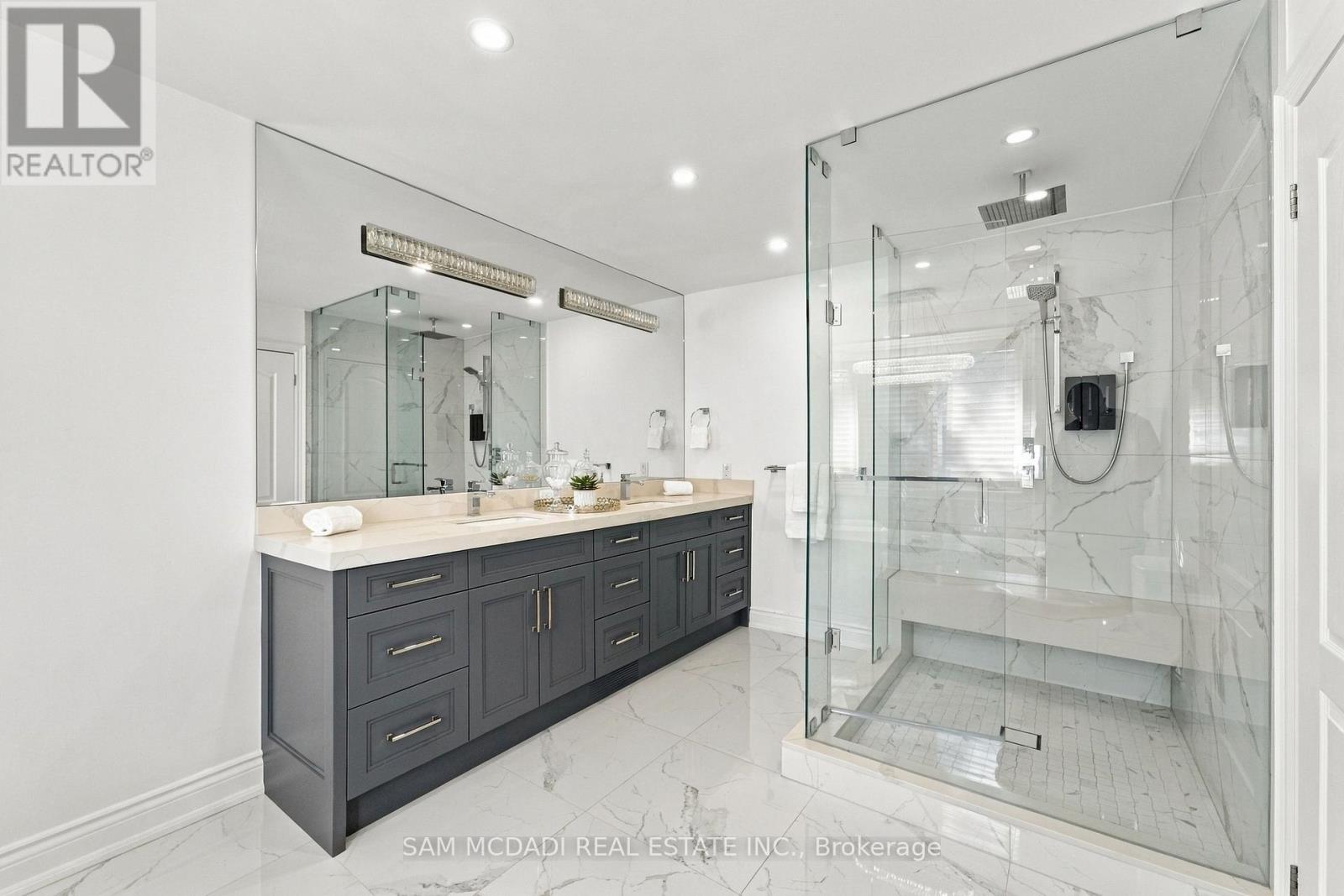 527 Meadow Wood Road, Mississauga, Ontario  L5J 2S4 - Photo 20 - W13867558