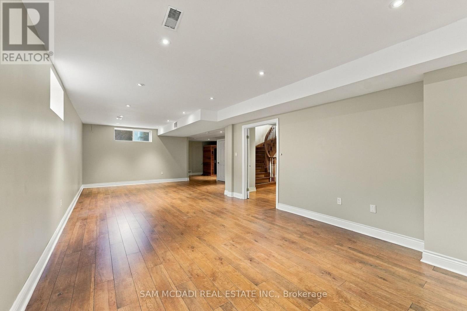 527 Meadow Wood Road, Mississauga, Ontario  L5J 2S4 - Photo 33 - W13867558