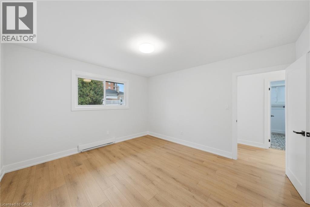 16 Elm Avenue, Stoney Creek, Ontario  L8G 2W1 - Photo 20 - 40875062