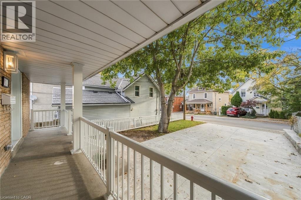 16 Elm Avenue, Stoney Creek, Ontario  L8G 2W1 - Photo 37 - 40875062