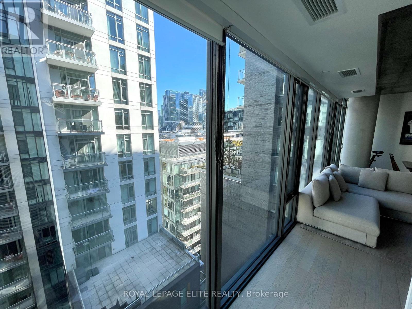 1119 - 111 Bathurst Street, Toronto, Ontario  M5V 0M9 - Photo 29 - C14130230