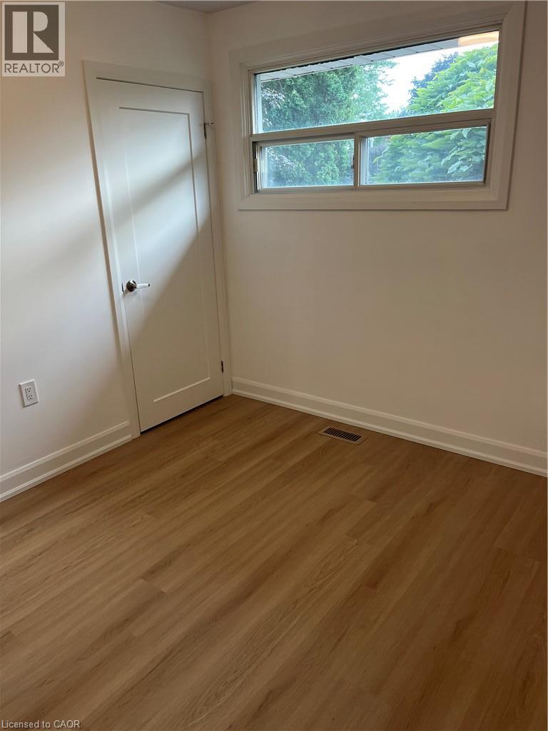 42 Woodman Drive S Unit# Upper, Hamilton, Ontario  L8K 4E4 - Photo 11 - 40867937