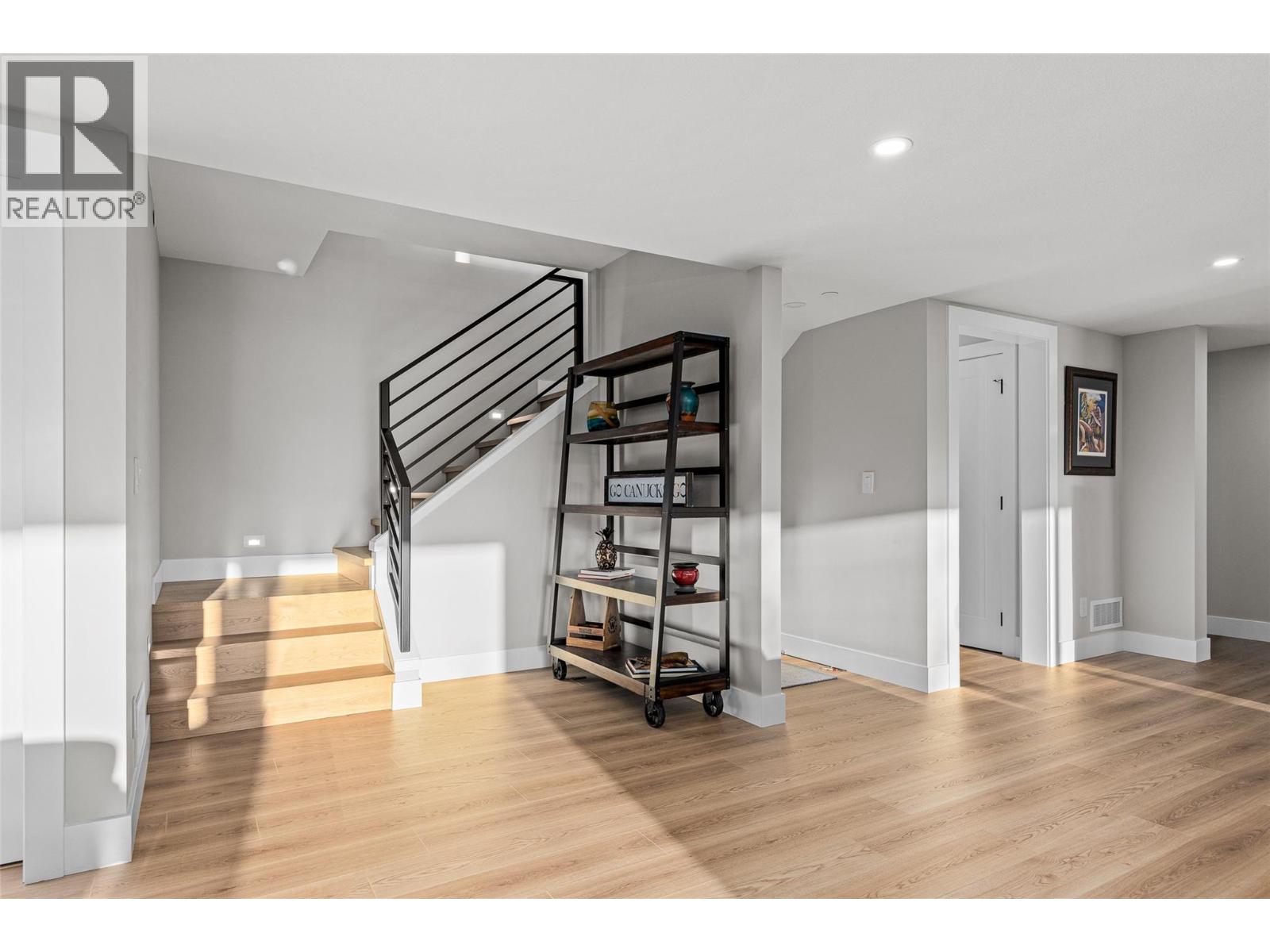 9874 Beacon Hill Drive, Lake Country, British Columbia  V4V 0A9 - Photo 40 - 10404115