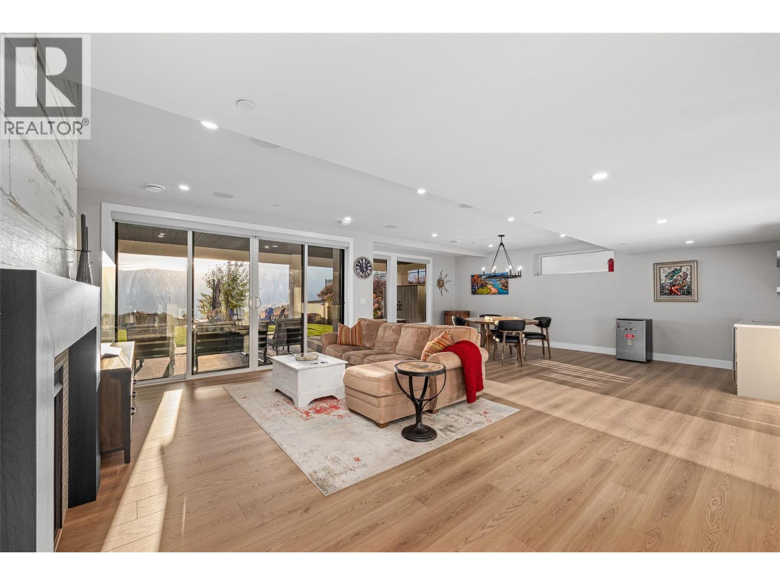 9874 Beacon Hill Drive, Lake Country, British Columbia  V4V 0A9 - Photo 41 - 10404115