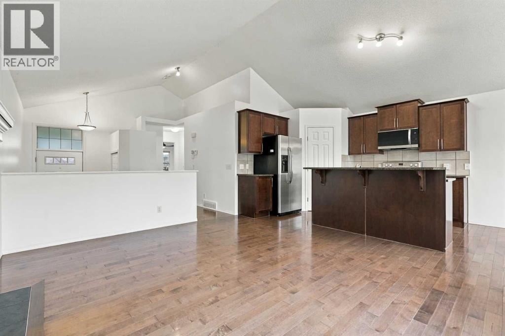 88 Copperstone Gardens Se, Calgary, Alberta  T2Z 0L2 - Photo 5 - A2355216
