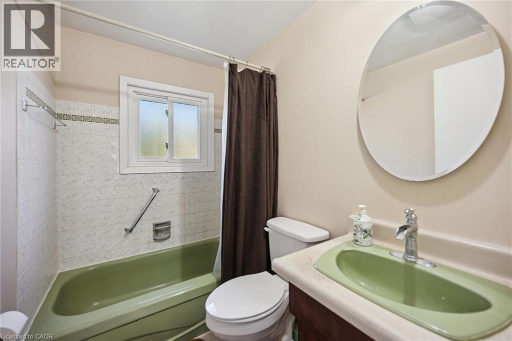 173 Kribs Street, Cambridge, Ontario N3C 2L9 - Photo 16 - 40874478