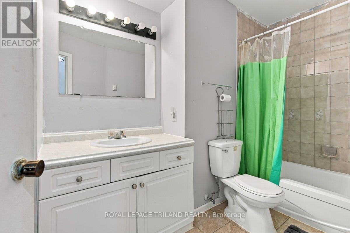 54 Gunn Street, London North, Ontario  N6G 1C7 - Photo 24 - X14130404