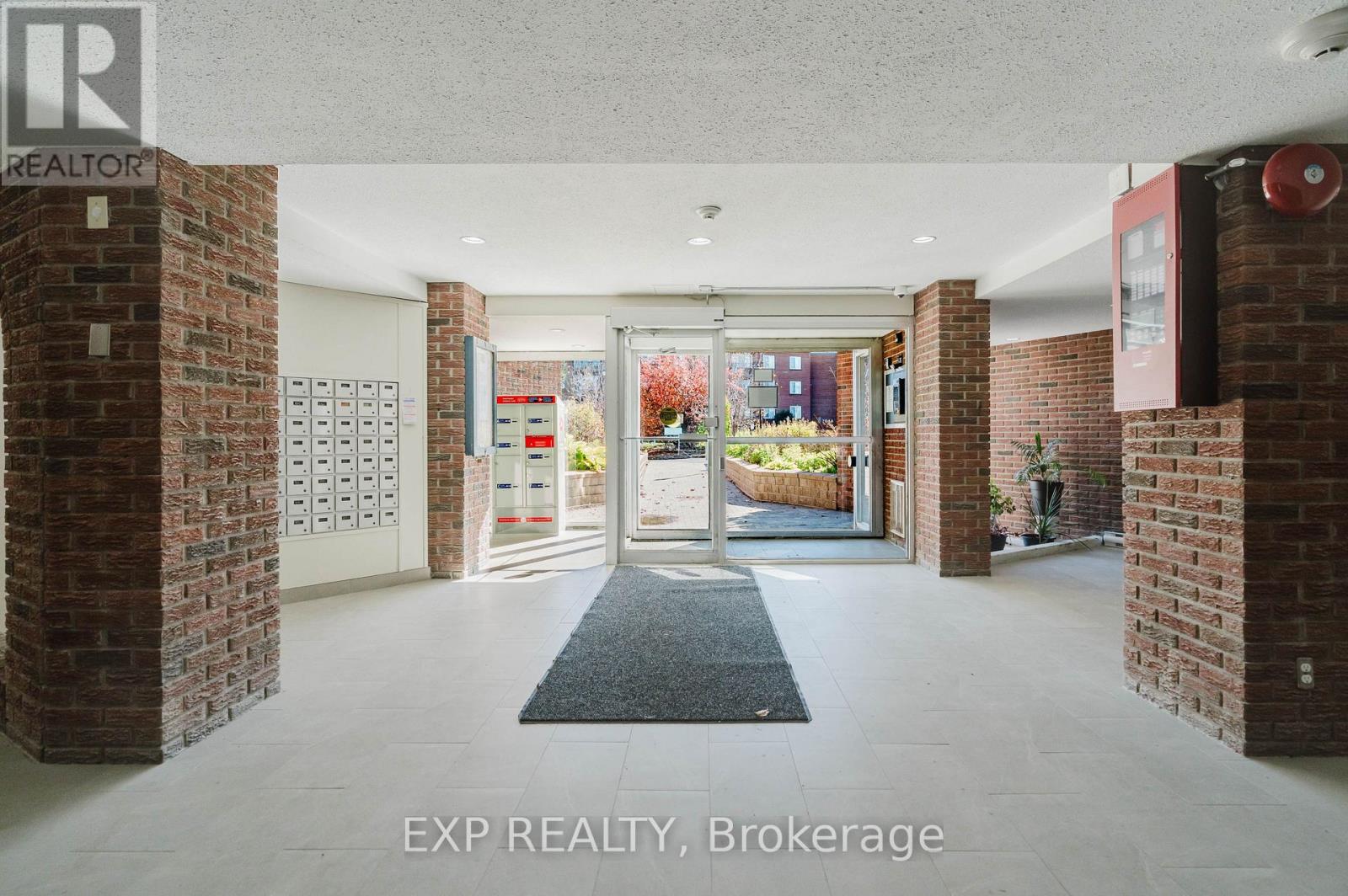 208c - 2041 Arrowsmith Drive, Ottawa, Ontario  K1J 7V7 - Photo 4 - X14130390