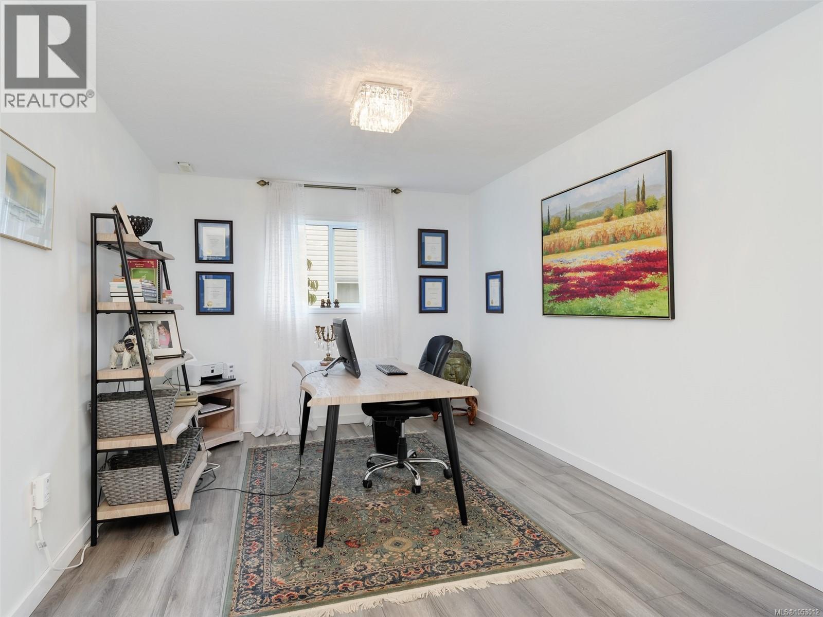 1464 Patricia Pl