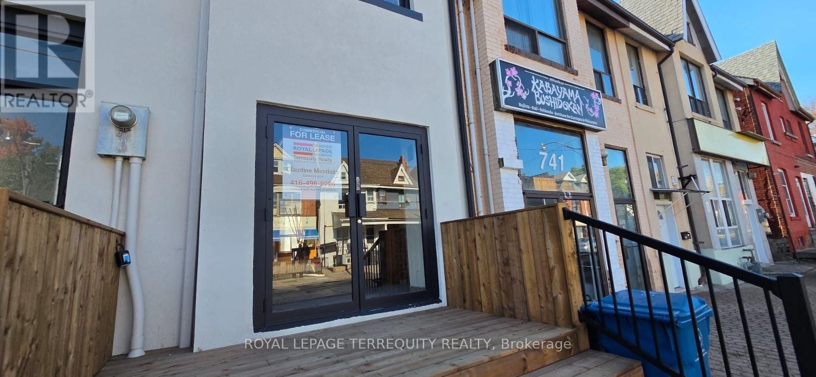 Main Flr+basement - 743 Gerrard Street E, Toronto, Ontario  M4M 1Y5 - Photo 3 - E13854054