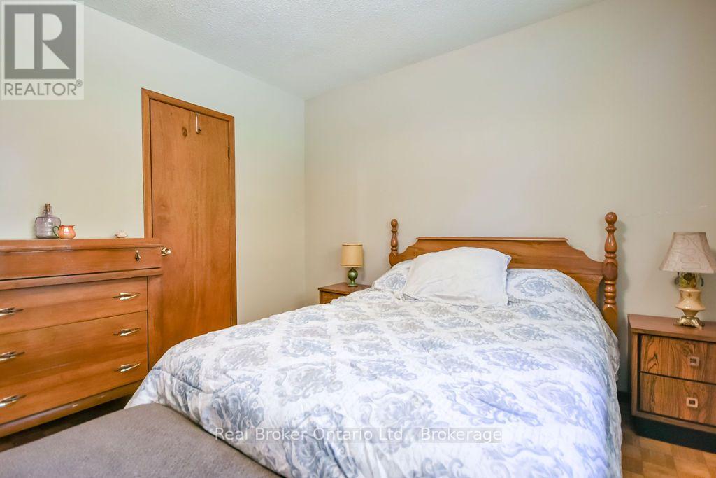 22 Oakwood Avenue, Tiny, Ontario  L9M 0J2 - Photo 17 - S14130364