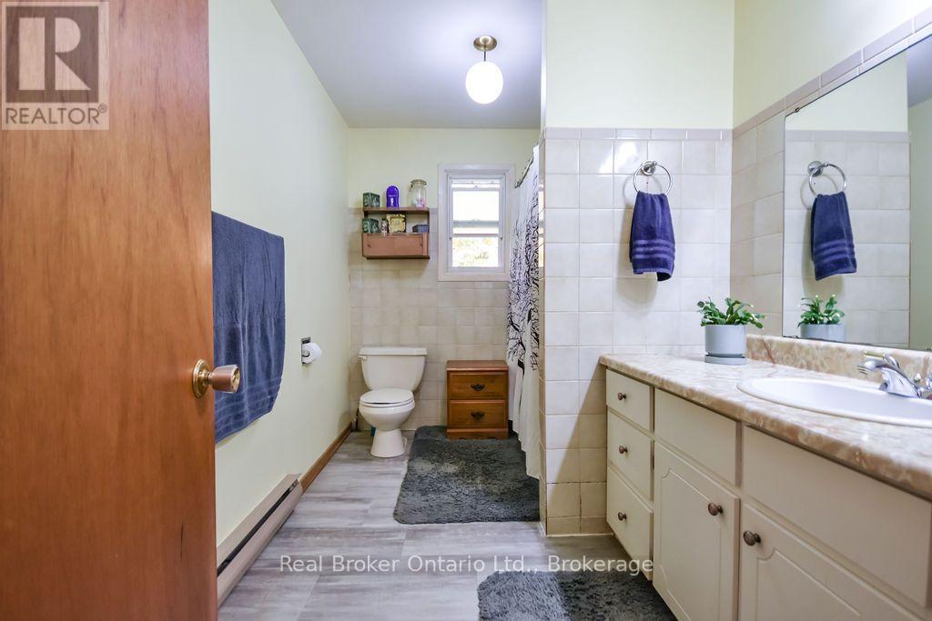 22 Oakwood Avenue, Tiny, Ontario  L9M 0J2 - Photo 19 - S14130364