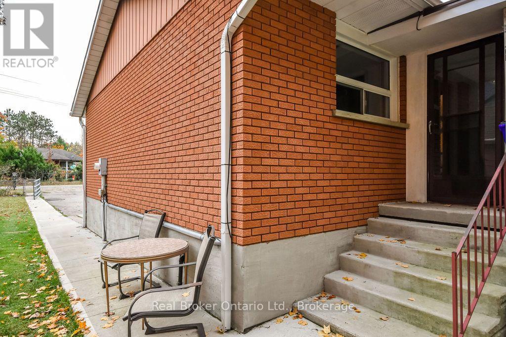 22 Oakwood Avenue, Tiny, Ontario  L9M 0J2 - Photo 23 - S14130364