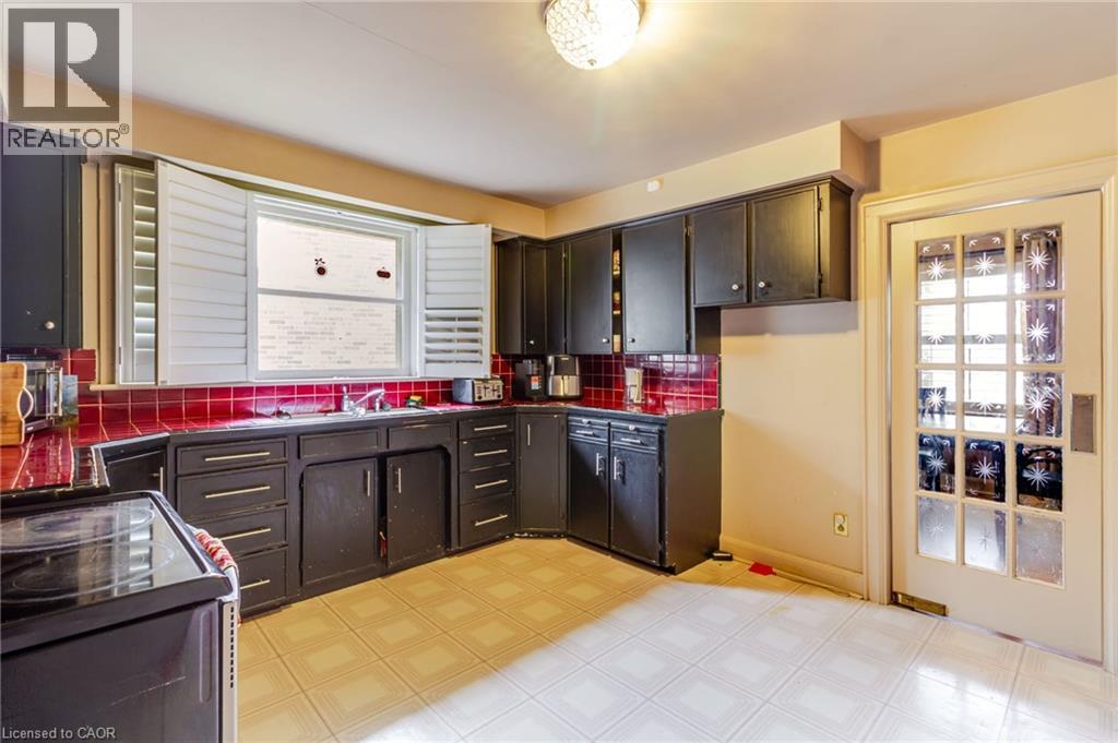 77 Randall Avenue, Stoney Creek, Ontario L8G 2K8 - Photo 13 - 40874823