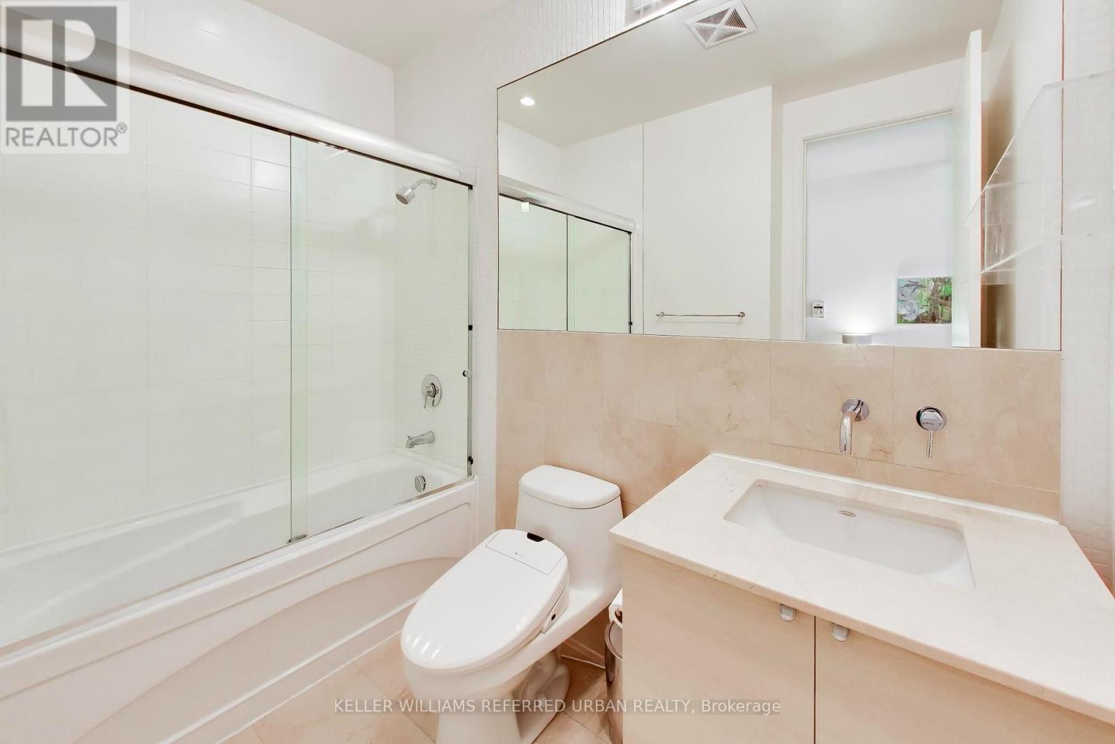 336 - 380 Macpherson Avenue, Toronto, Ontario  M4V 3E3 - Photo 13 - C14130328
