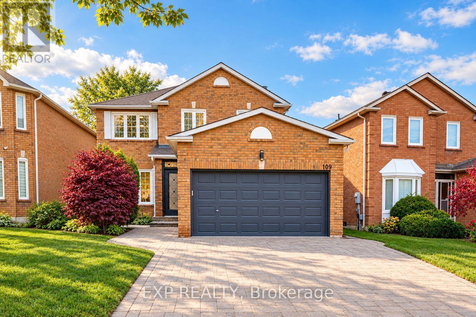 109 Valleymede Drive, Richmond Hill, Ontario  L4B 1T6 - Photo 4 - N14130386