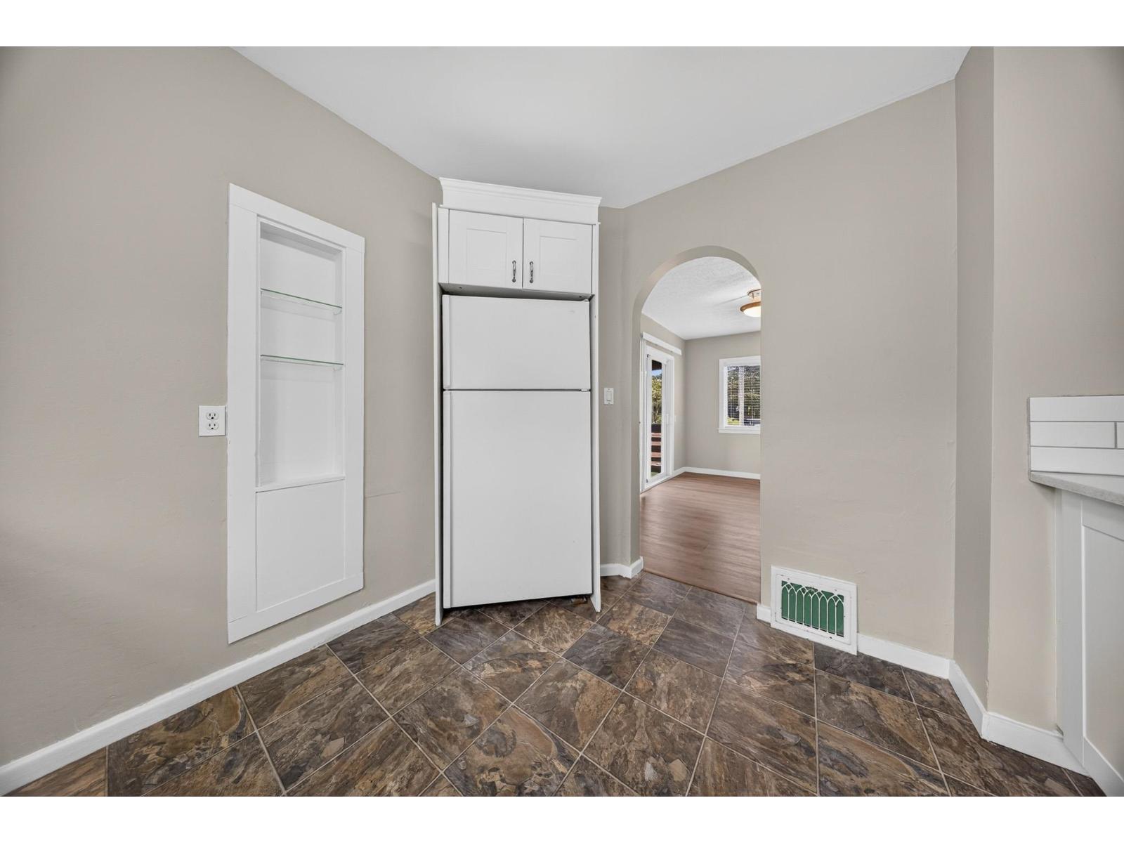 46199 SECOND AVENUE|Chilliwack Proper East
