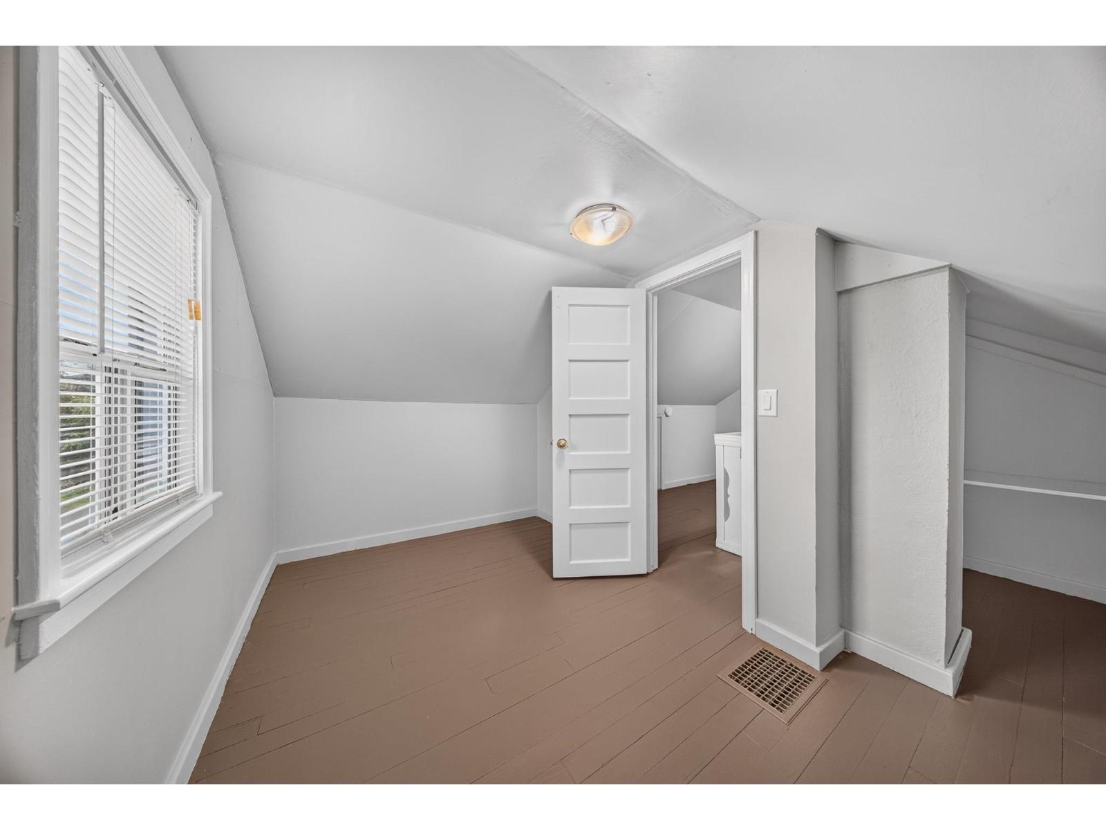 46199 SECOND AVENUE|Chilliwack Proper East
