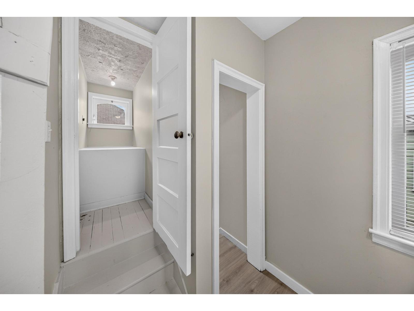 46199 SECOND AVENUE|Chilliwack Proper East