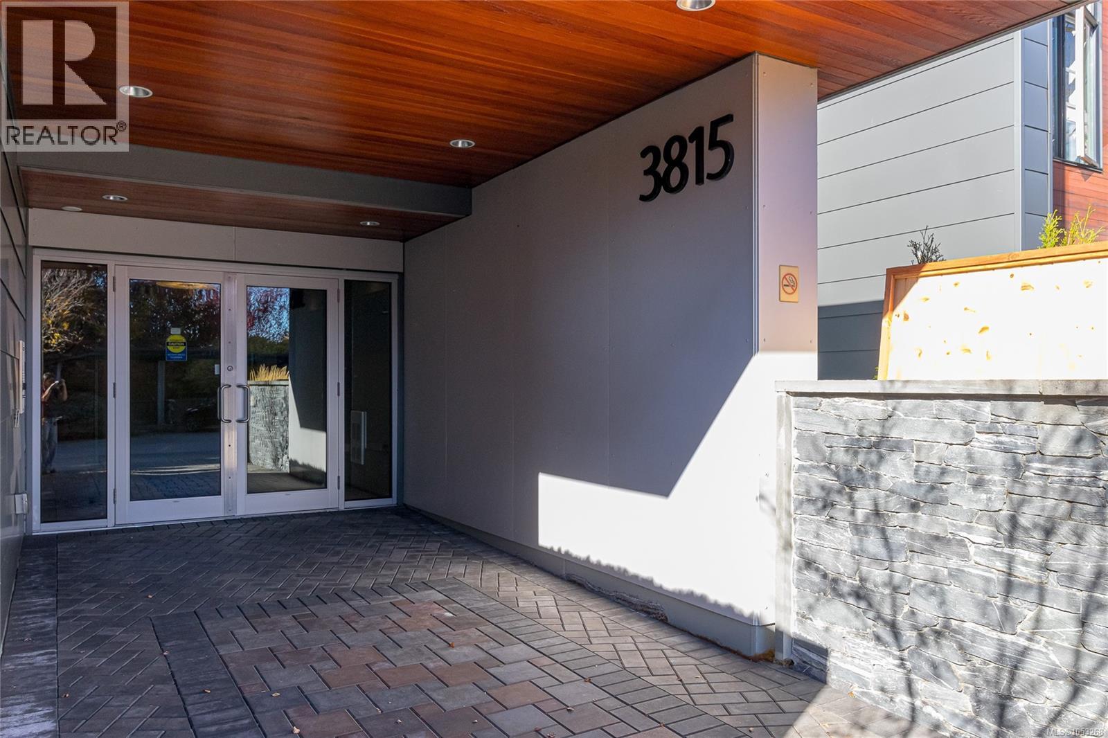 403 3815 Rowland Ave