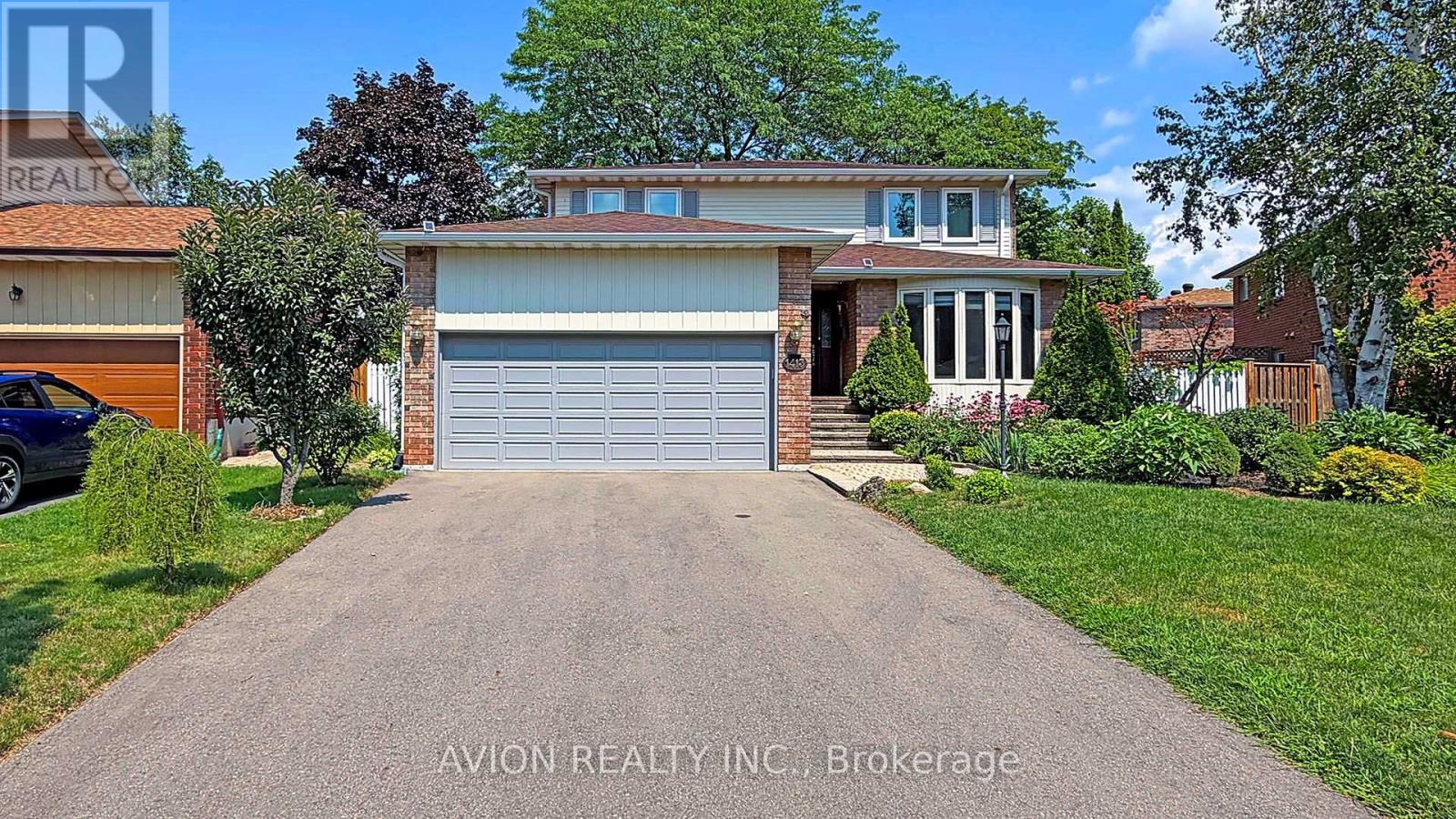 1413 HARMSWORTH SQUARE, Oakville, Ontario