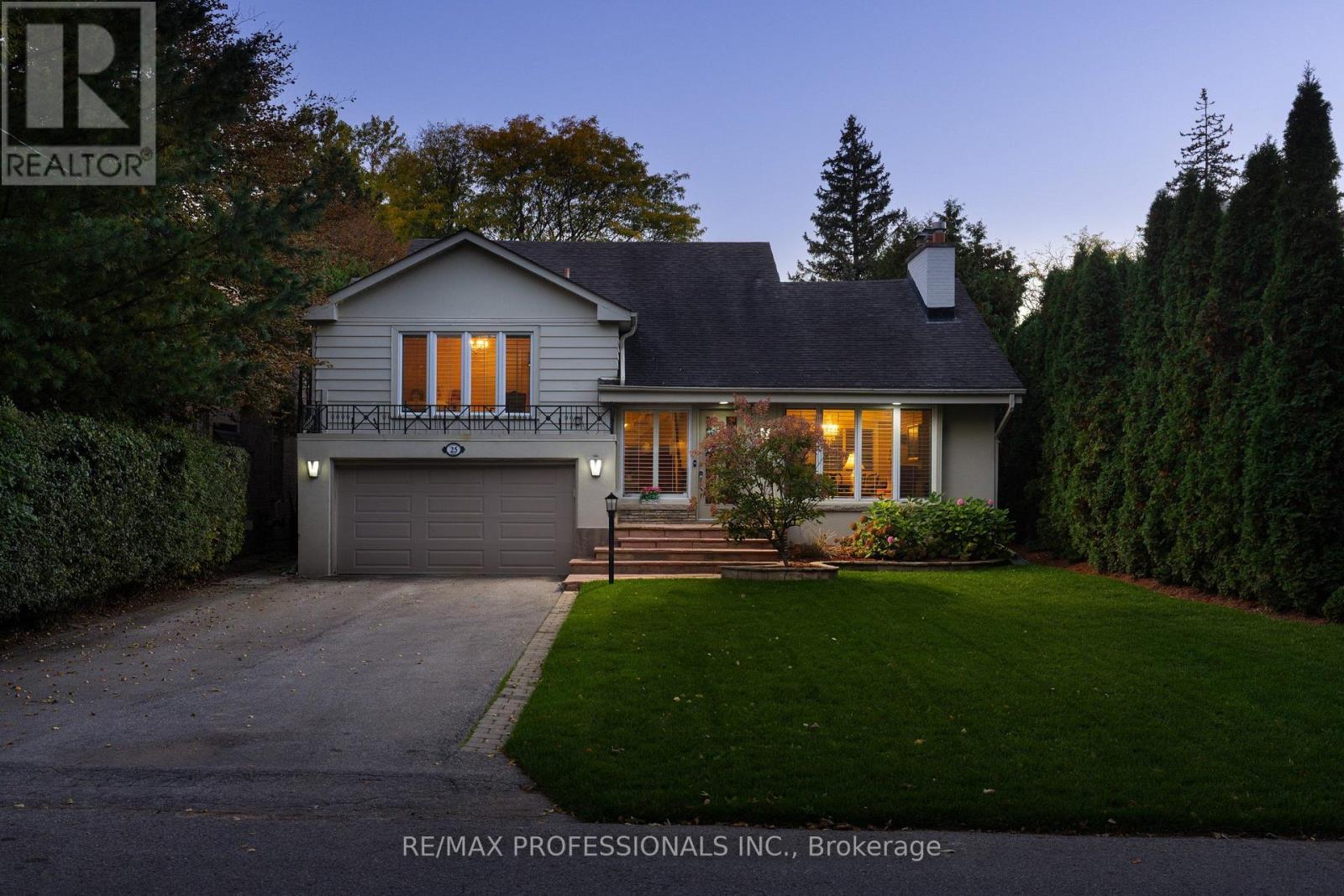25 COLWOOD ROAD, Toronto, Ontario