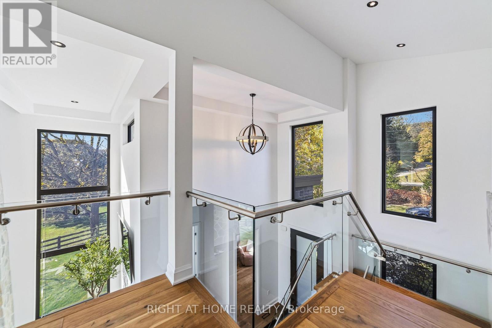 972 Governors Road, Hamilton, Ontario  L9H 5E3 - Photo 21 - X14130370