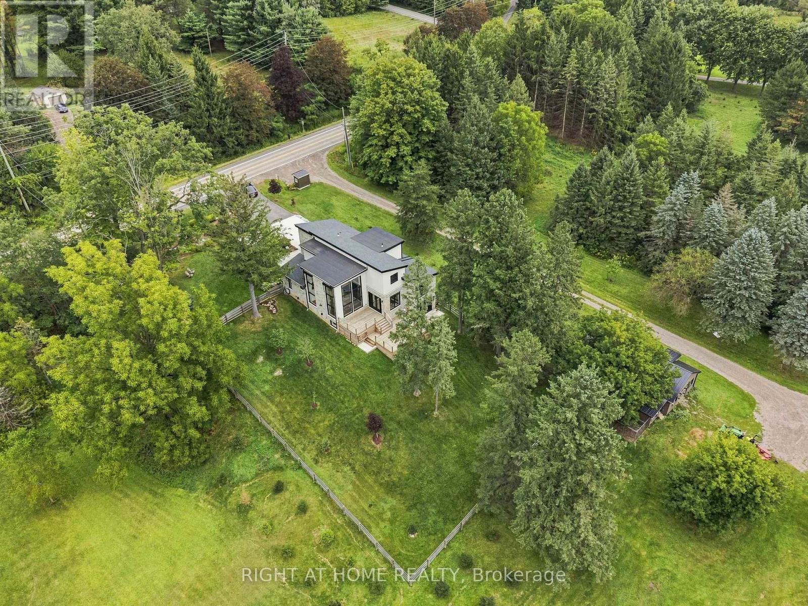 972 Governors Road, Hamilton, Ontario  L9H 5E3 - Photo 44 - X14130370