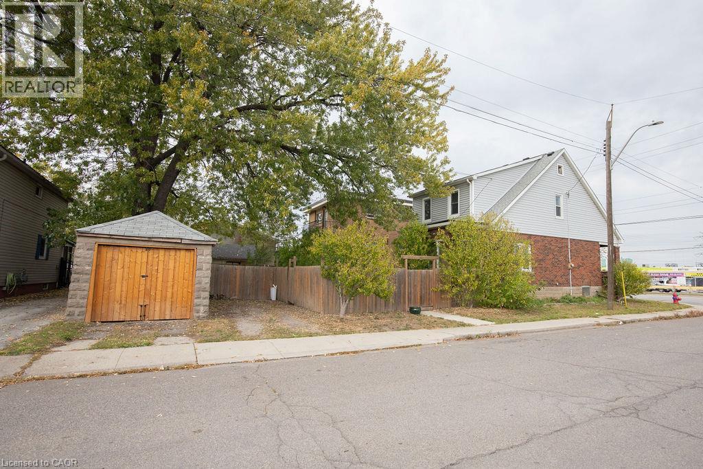 1580 Barton Street E, Hamilton, Ontario  L8H 2X8 - Photo 46 - 40875055