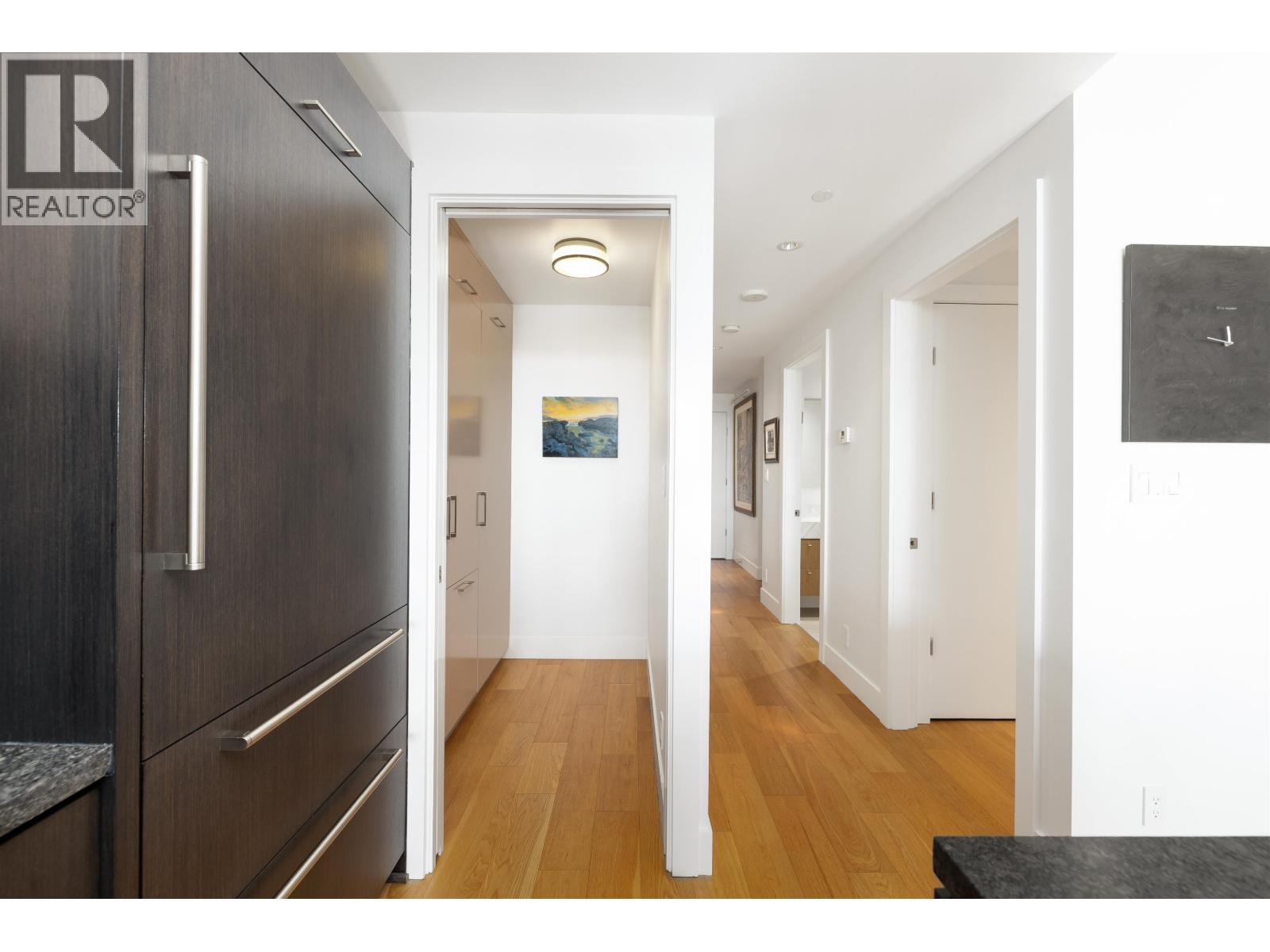 502 866 ARTHUR ERICKSON PLACE