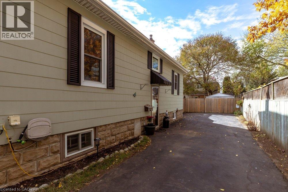 982 Parkhill Avenue, Burlington, Ontario  L7T 1T8 - Photo 35 - 40874733