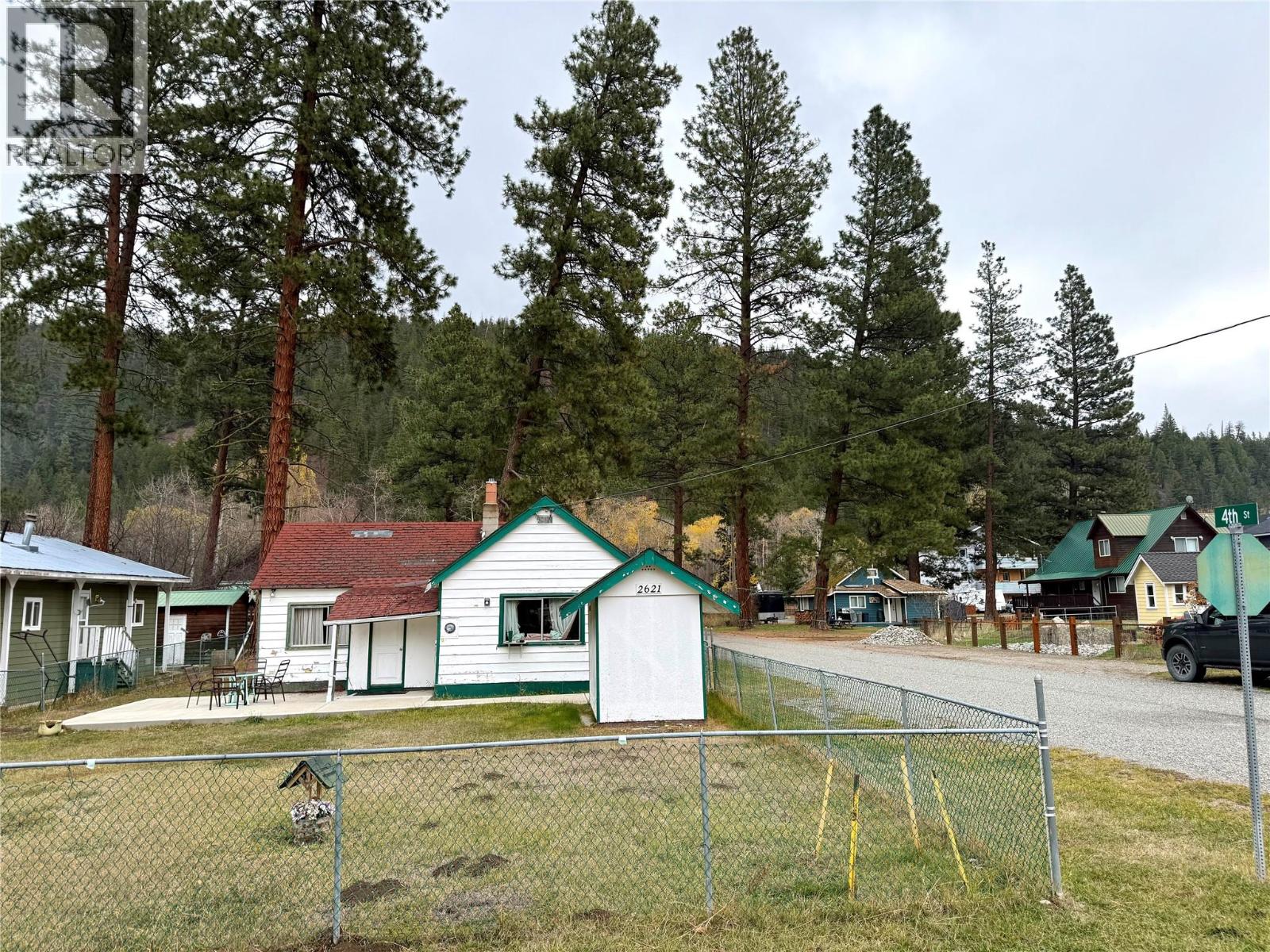2621 Otter Avenue