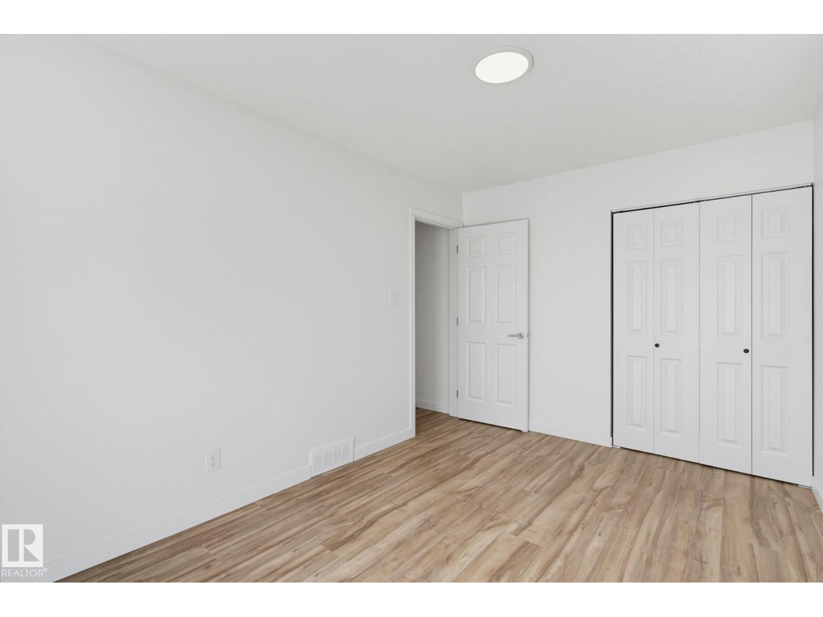 133 Woodstock NW, Edmonton, Alberta  T5T 0H6 - Photo 14 - E4514752
