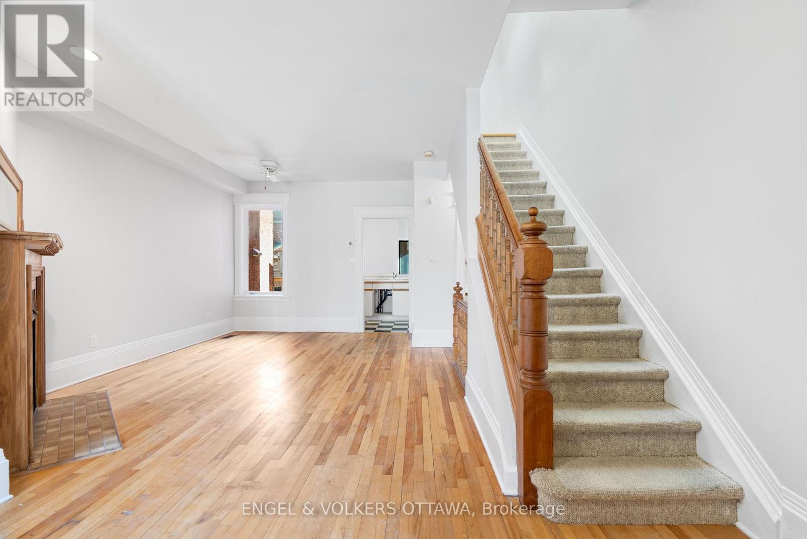164 Third Avenue, Ottawa, Ontario  K1S 2K1 - Photo 2 - X14130516